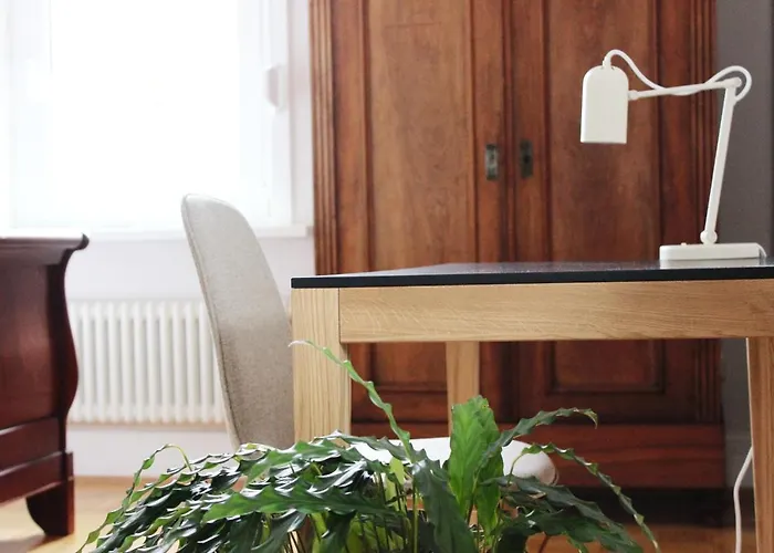 Wunderschoene, Grosszuegige Wohnung
